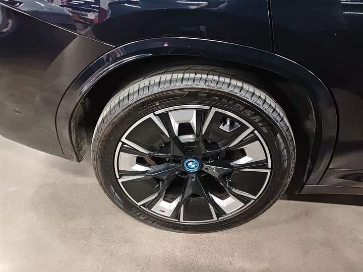 Фото 26 - BMW iX3