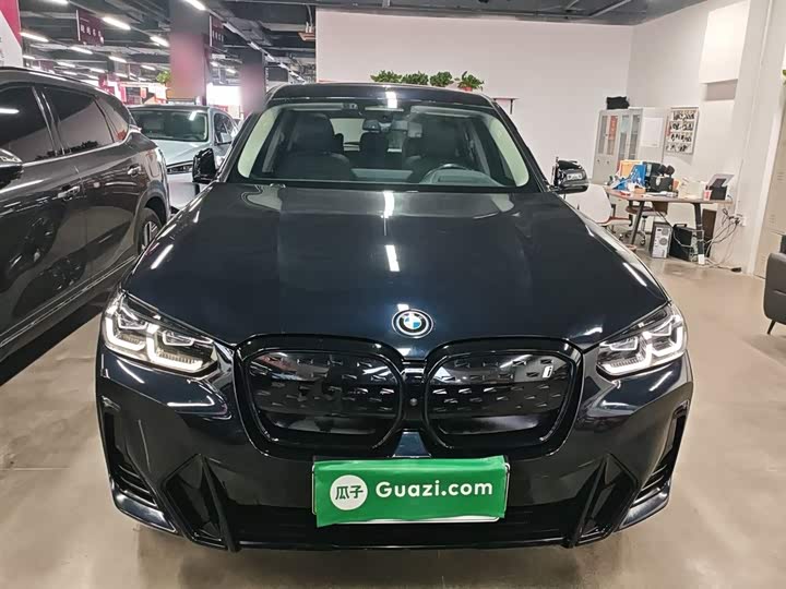 Фото 3 - BMW iX3