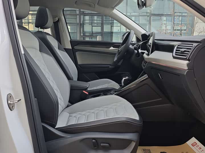 Фото 16 - Volkswagen Tayron