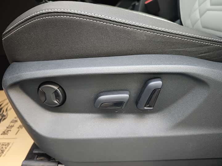 Фото 18 - Volkswagen Tayron