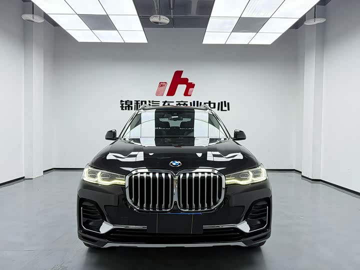 Фото 2 - BMW X7