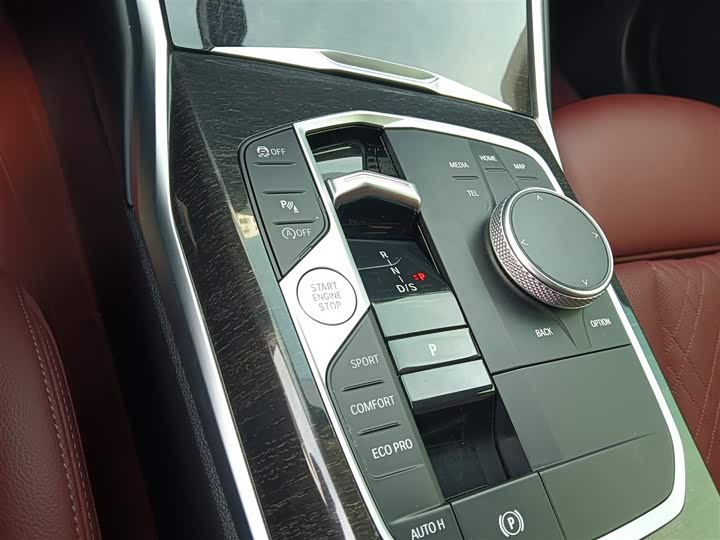 Фото 14 - BMW 3 Series