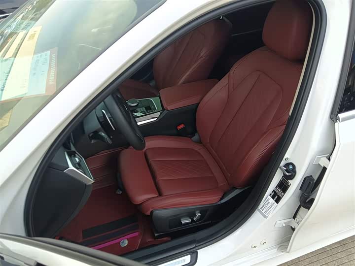 Фото 15 - BMW 3 Series