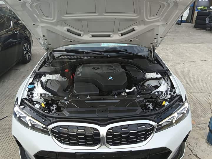 Фото 20 - BMW 3 Series