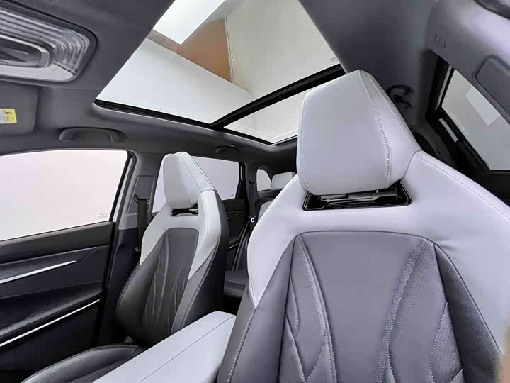 Фото 17 - Changan CS75 Plus