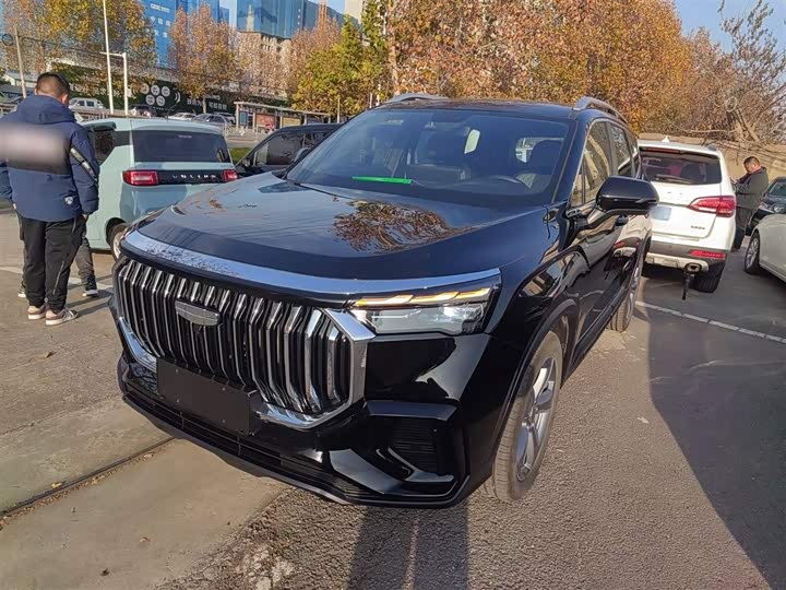 Фото 2 - Geely Okavango L