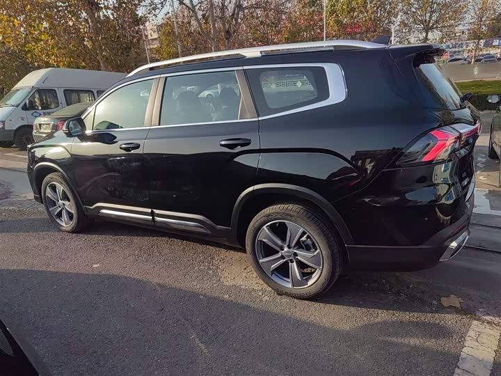 Фото 5 - Geely Okavango L