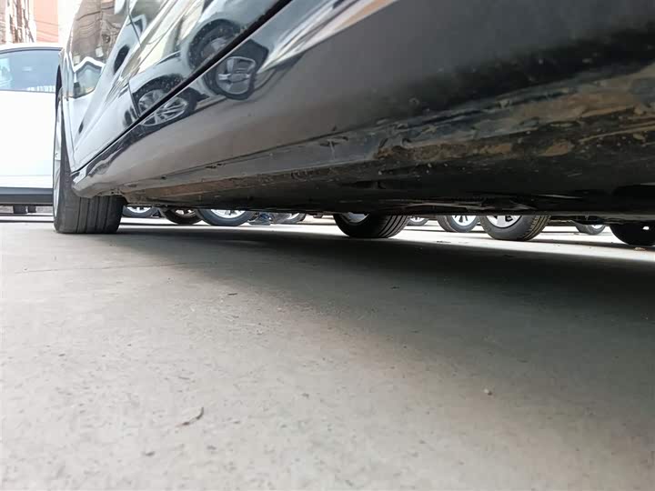 Фото 22 - Audi A6L