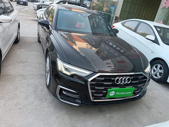 Фото 3 - Audi A6L