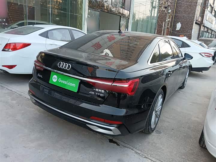 Фото 7 - Audi A6L