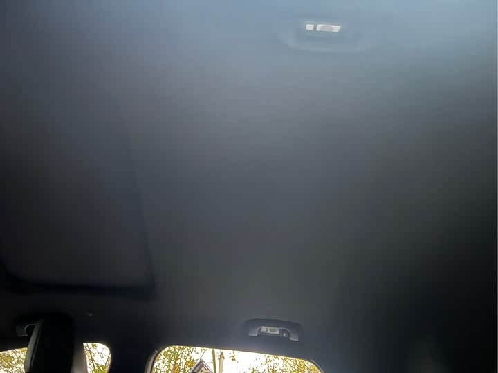 Фото 15 - Cadillac XT5