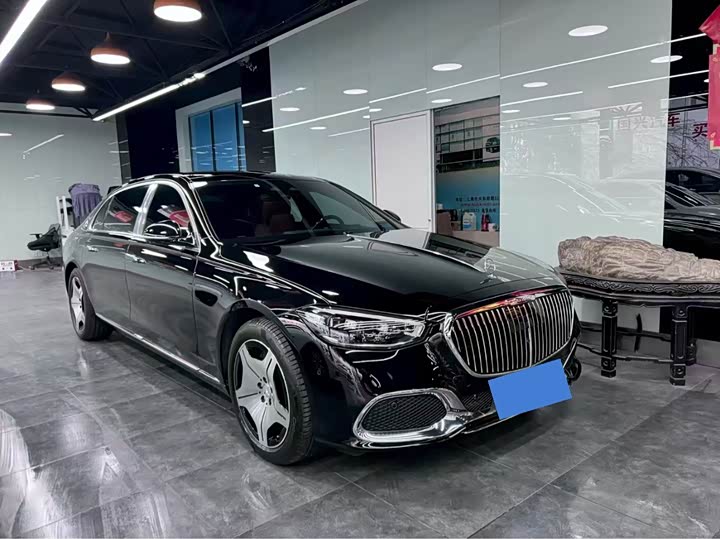 Фото 2 - Mercedes-Benz Maybach S-Class