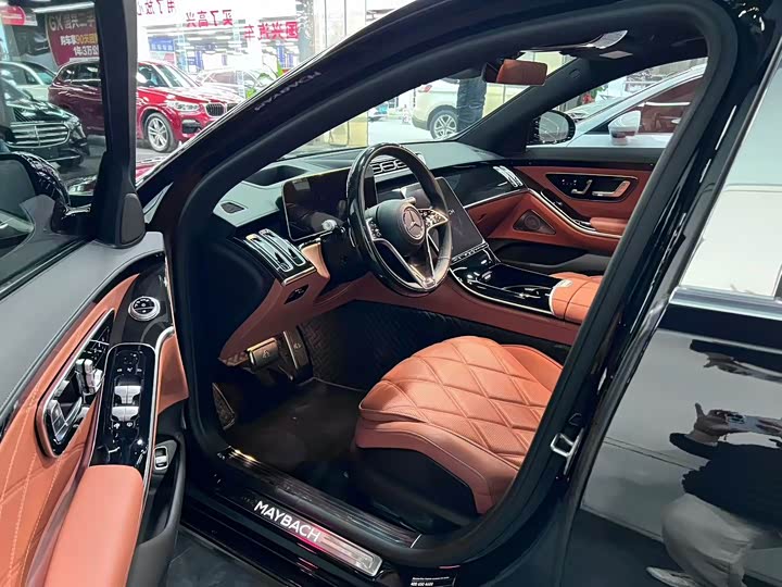 Фото 6 - Mercedes-Benz Maybach S-Class