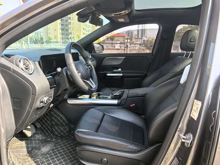 Фото 7 - Mercedes-Benz GLA-Class