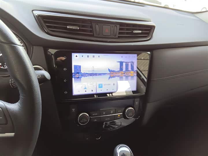 Фото 13 - Nissan X-Trail