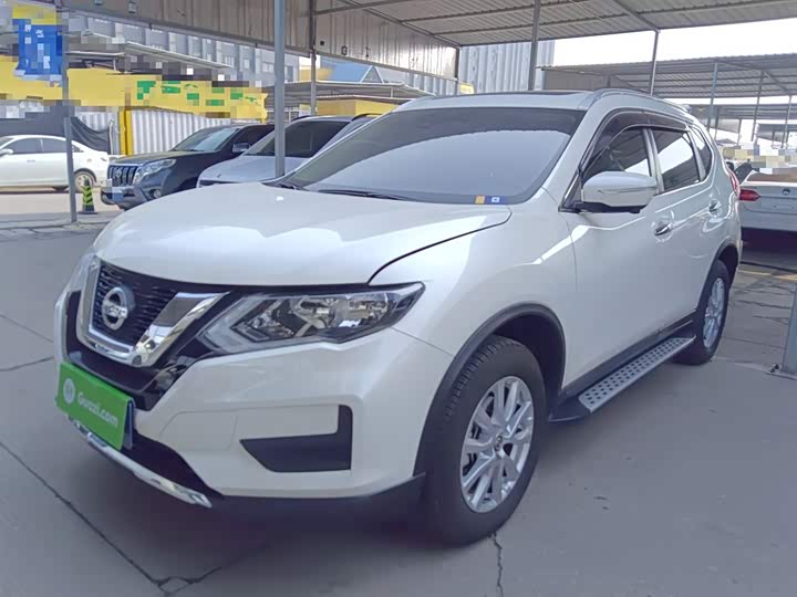 Фото 2 - Nissan X-Trail