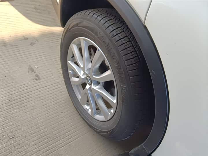 Фото 26 - Nissan X-Trail