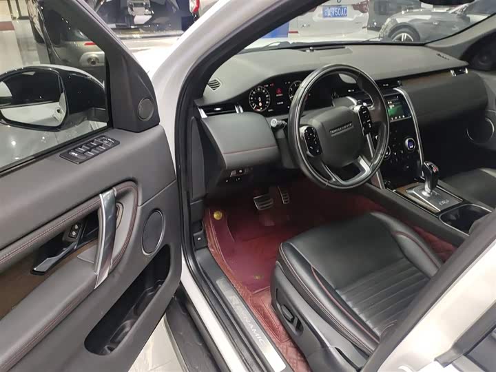 Фото 16 - Land Rover Discovery Sport