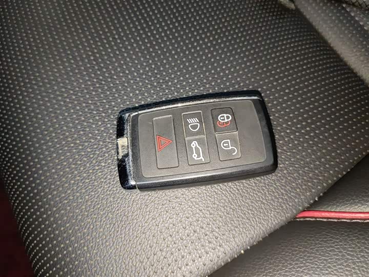 Фото 9 - Land Rover Discovery Sport