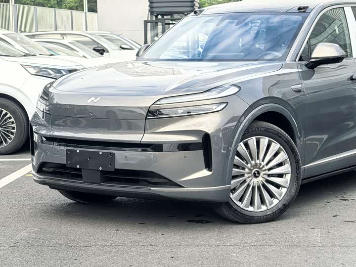 Фото 3 - Nio Onvo L90