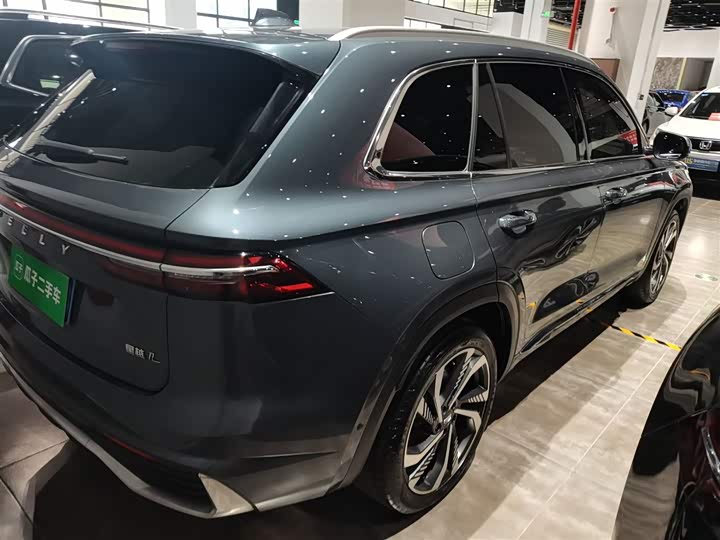 Фото 7 - Geely Monjaro