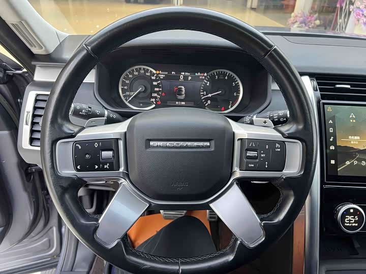 Фото 10 - Land Rover Discovery