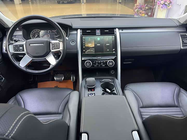 Фото 13 - Land Rover Discovery