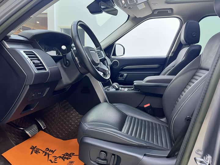 Фото 4 - Land Rover Discovery