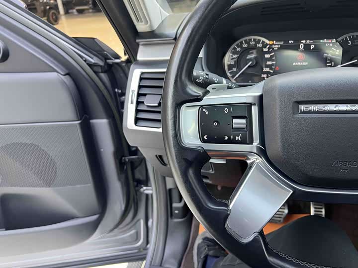 Фото 5 - Land Rover Discovery