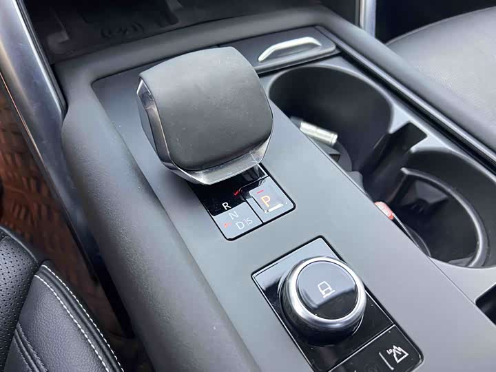 Фото 8 - Land Rover Discovery