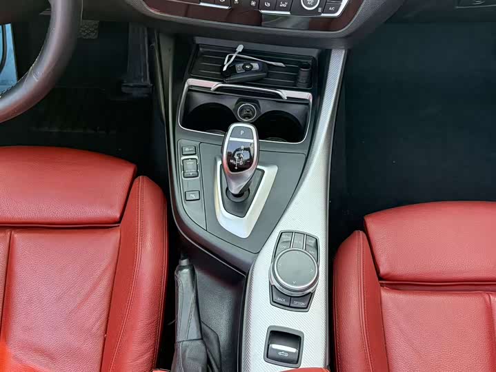 Фото 19 - BMW 2 Series