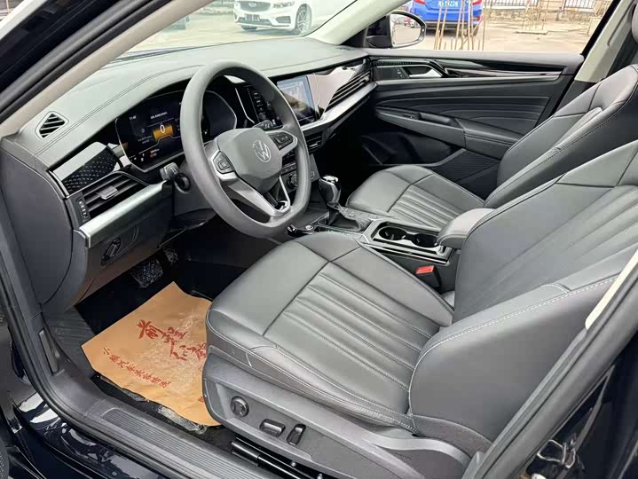 Фото 5 - Volkswagen Passat