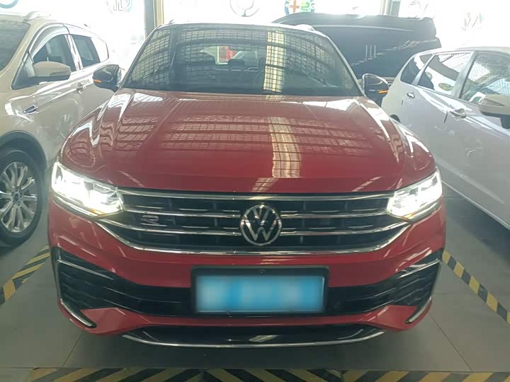 Фото 3 - Volkswagen Tiguan X