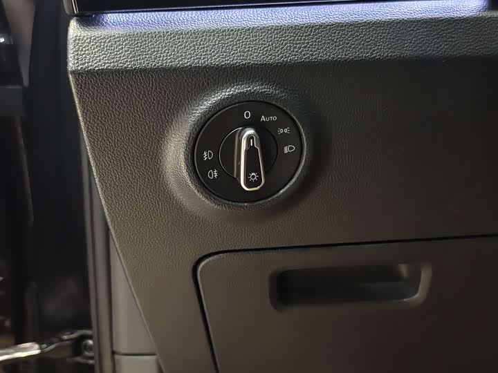 Фото 11 - Volkswagen Tayron