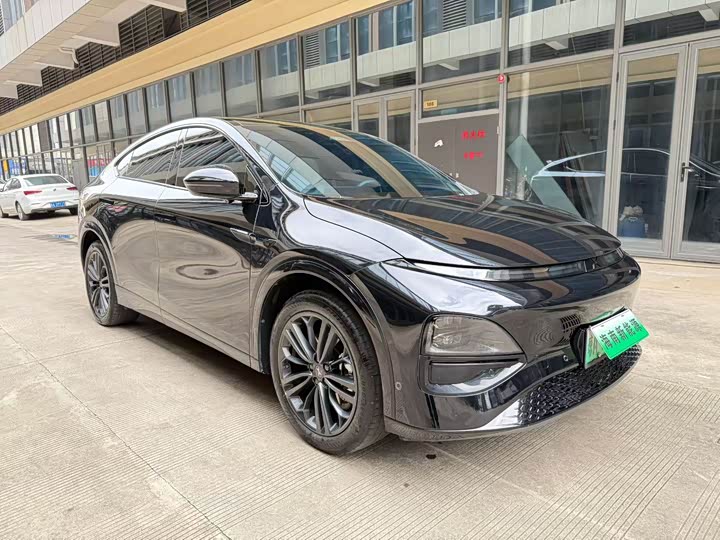 Фото 3 - XPeng G6