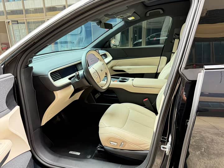 Фото 4 - XPeng G6