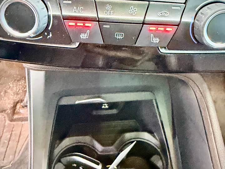 Фото 13 - BMW X1