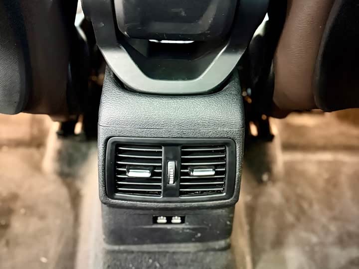 Фото 16 - BMW X1