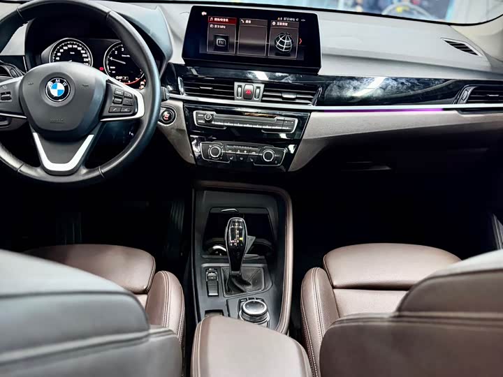 Фото 17 - BMW X1