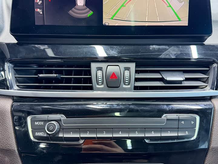 Фото 23 - BMW X1