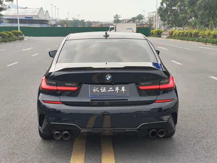 Фото 10 - BMW 3 Series