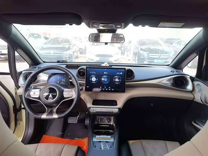 Фото 13 - BYD Dolphin