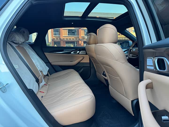 Фото 15 - Geely Galaxy A7