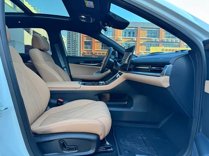 Фото 16 - Geely Galaxy A7