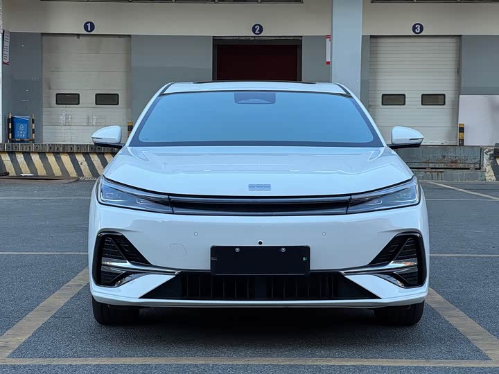 Фото 2 - Geely Galaxy A7