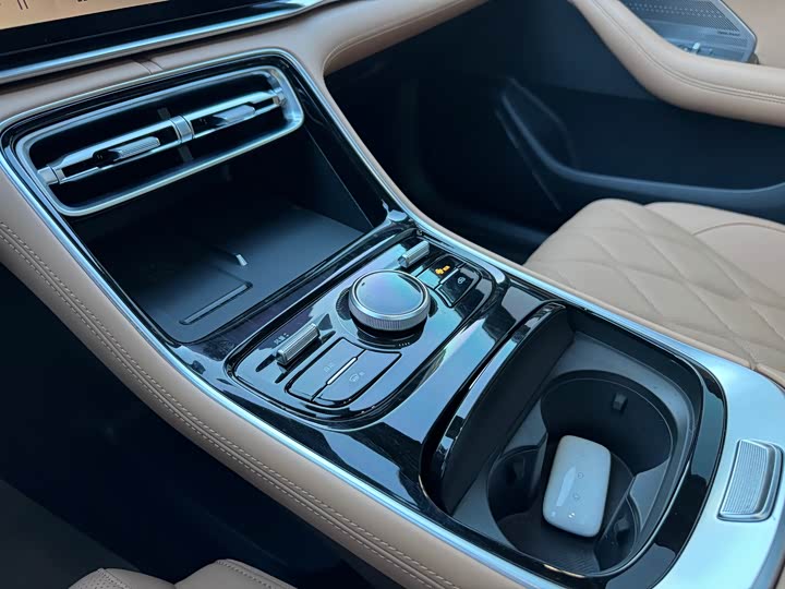 Фото 22 - Geely Galaxy A7