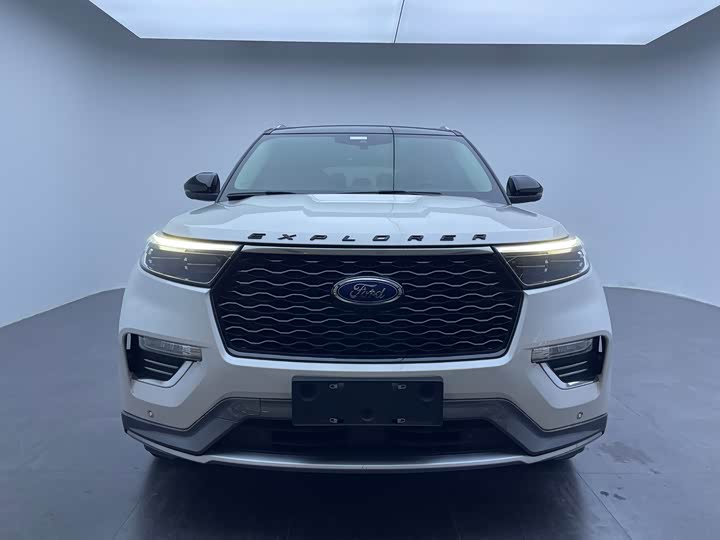 Фото 2 - Ford Explorer
