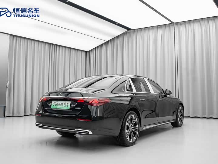 Фото 4 - Mercedes-Benz E-Class Hybrid