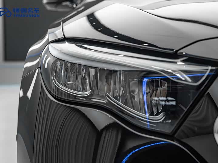 Фото 8 - Mercedes-Benz E-Class Hybrid