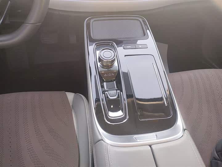 Фото 14 - GAC Aion S Plus